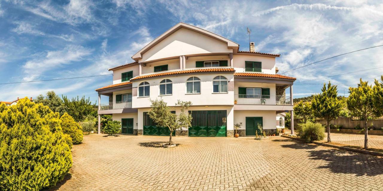 Holiday home Casa Do Luzio